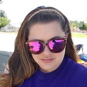 Meet your Posher, Kelsey